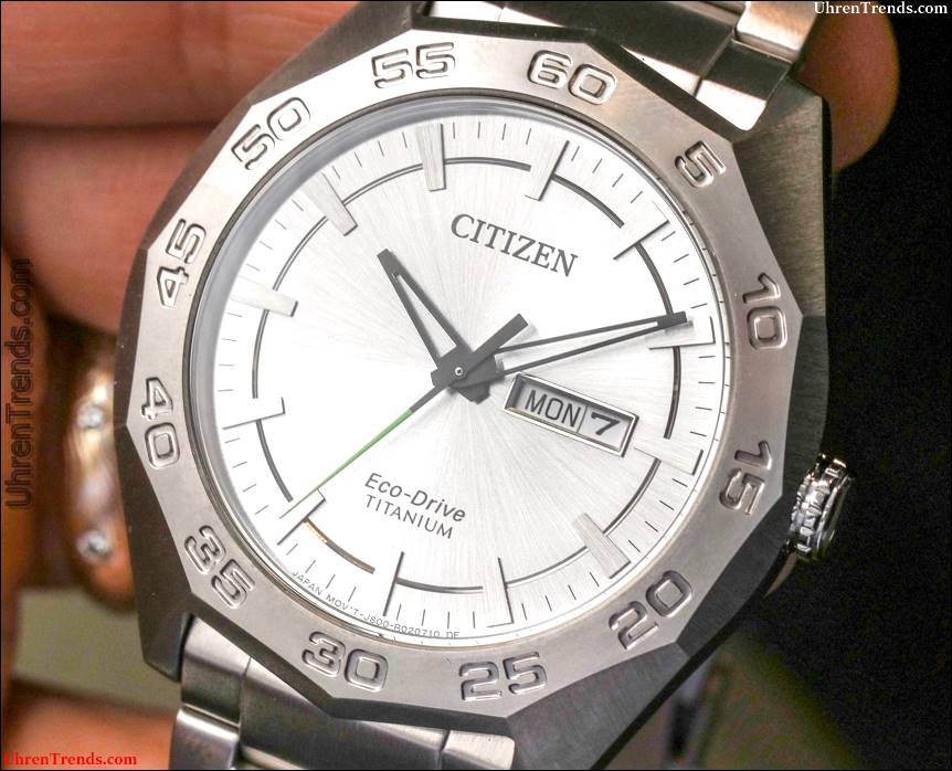 Citizen Eco-Drive Super Titanium AW0060 Uhr Bewertung  