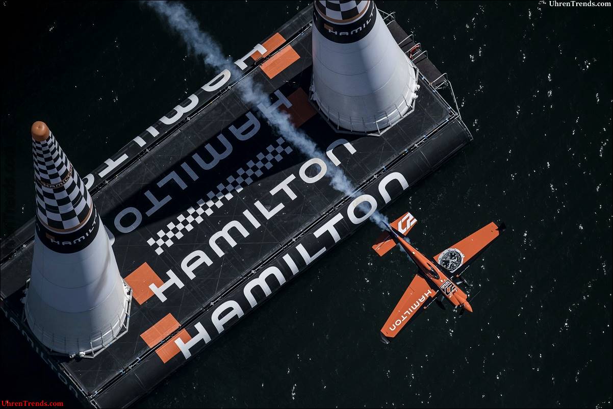 Hamilton dient als offizieller Zeitnehmer bei der Red Bull Air Race Weltmeisterschaft 2018  