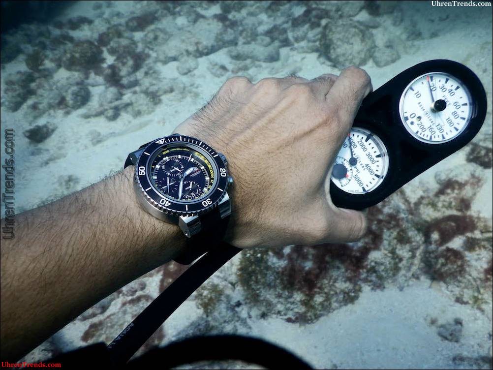 Oris Aquis Tiefenmesser Chronograph Watch Review  