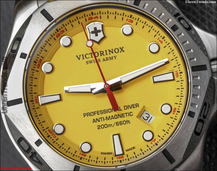 Victorinox Schweizer Armee INOX Professional Diver Watch Review  