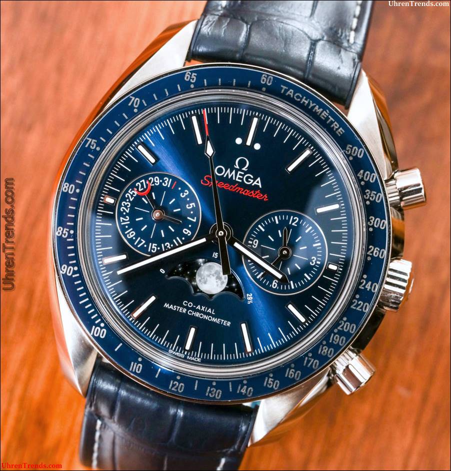 Omega Speedmaster Moonwatch Co-Axial Master Chronometer Mondphase Chronograph Watch Review  
