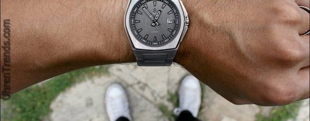 Versiegelt Modell A Watch Review  