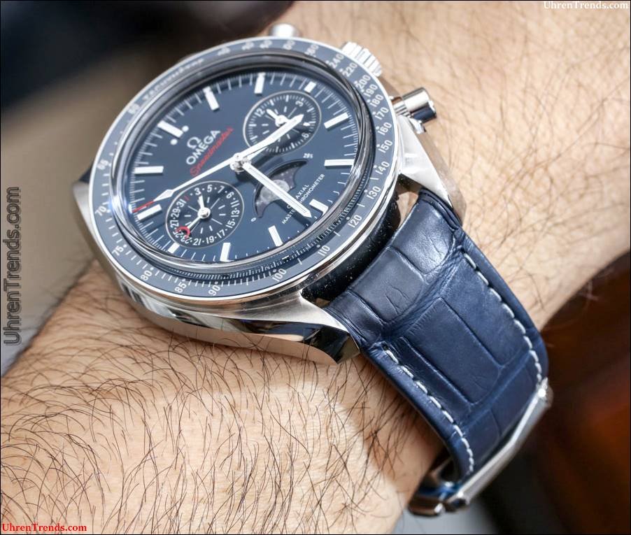 Omega Speedmaster Moonwatch Co-Axial Master Chronometer Mondphase Chronograph Watch Review  